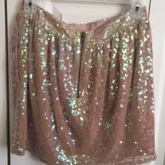 BCBGeneration Nude Iridescent Sequin Skirt - Picture 5 of 6